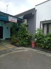 Rumah Di Dalam Cluster Jatiwaringin Jakarta Timur